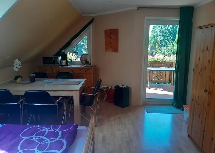 FeWo Hohen Neuendorf bei Berlin mit Sauna und Fuß-SPA
